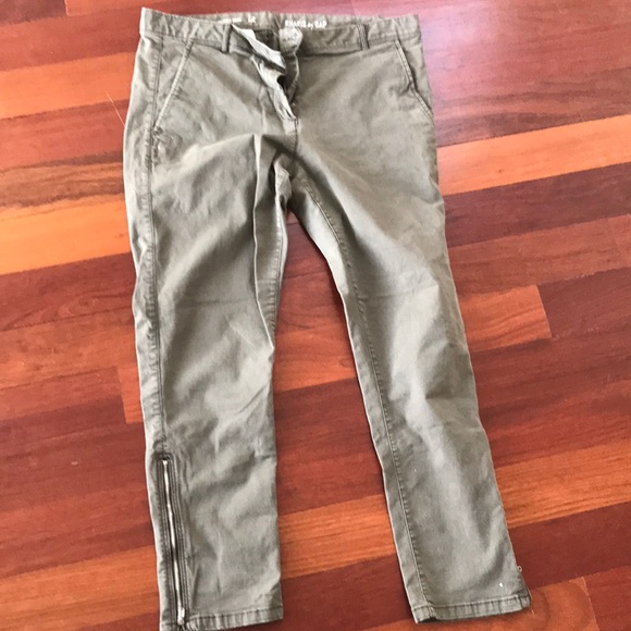 GAP Pants - Gap khaki